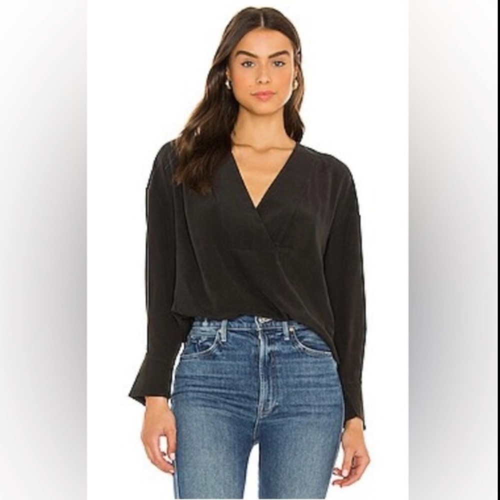 Equipment Natalinne Women's blouse in True Black - Small